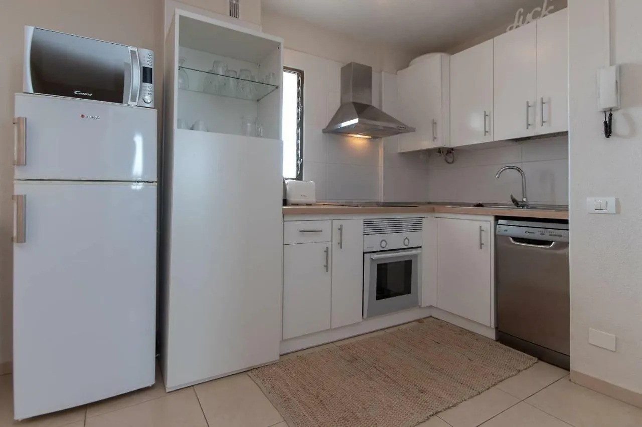 Great 2 Beds Apartment Los Cristianos Los Cristianos  0*, Los Cristianos (Tenerife)